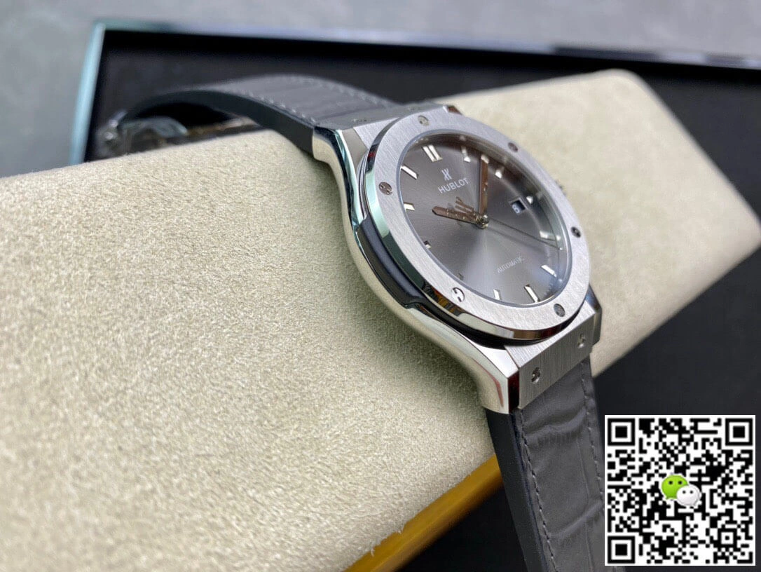 Hublot Classic Fusion 542.NX.7071.LR 42MM WWF Factory 1:1 Best Edition Replica Watch Grey Strap